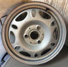 smart fortwo  15" front steel wheel 4jx15 pcd 3x112.5 et27 605800068