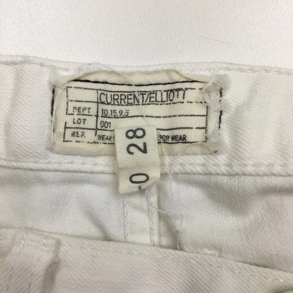 Pantalones cortos de mezclilla CURRENT ELLIOTT Sugar Wash The Boyfriend Roll para mujer talla 28 Foto 2 de 4