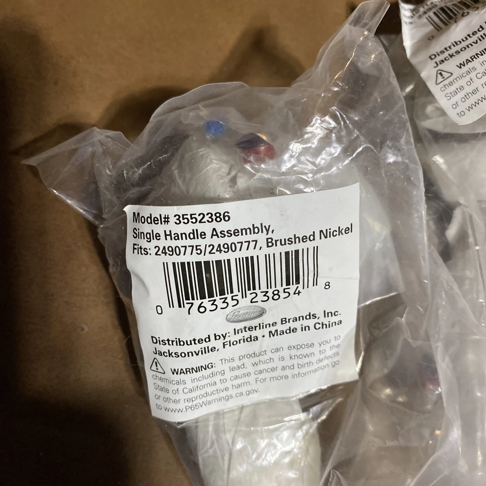 PREMIER® MONTAJE DE UNA SOLA MANIJA, NÍQUEL CEPILLADO Lote de 4 Nuevos Foto 2 de 4