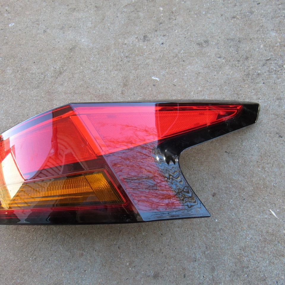 AFTERMARKET 2019 2020 2021 NISSAN ALTIMA REAR OUTER RIGHT RH PASSENGER TAILLIGHT - Image 2 of 4