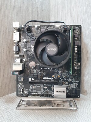 AMD Ryzen 3-2200G 8GB DDR4 GA-A320M-HD2 Combo Grade B