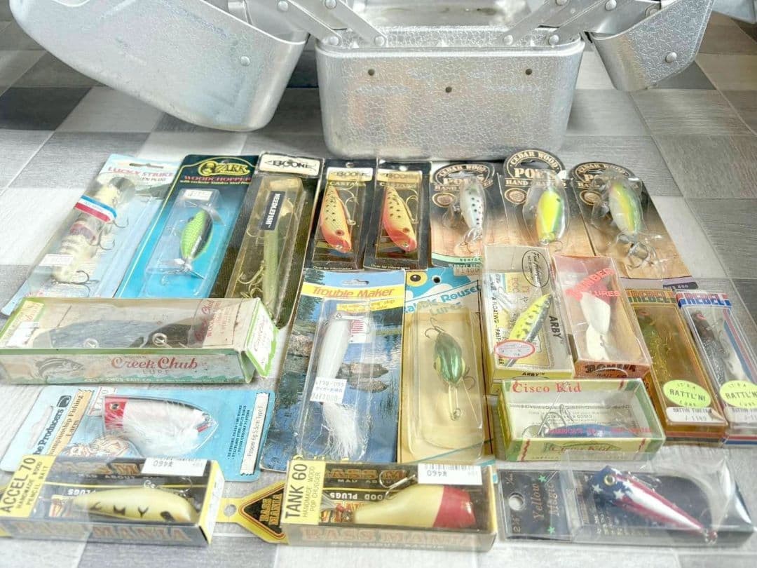 Outdoor/Fishing/Travel Goods Fishing Tackle Boxes/Lures - Image 4