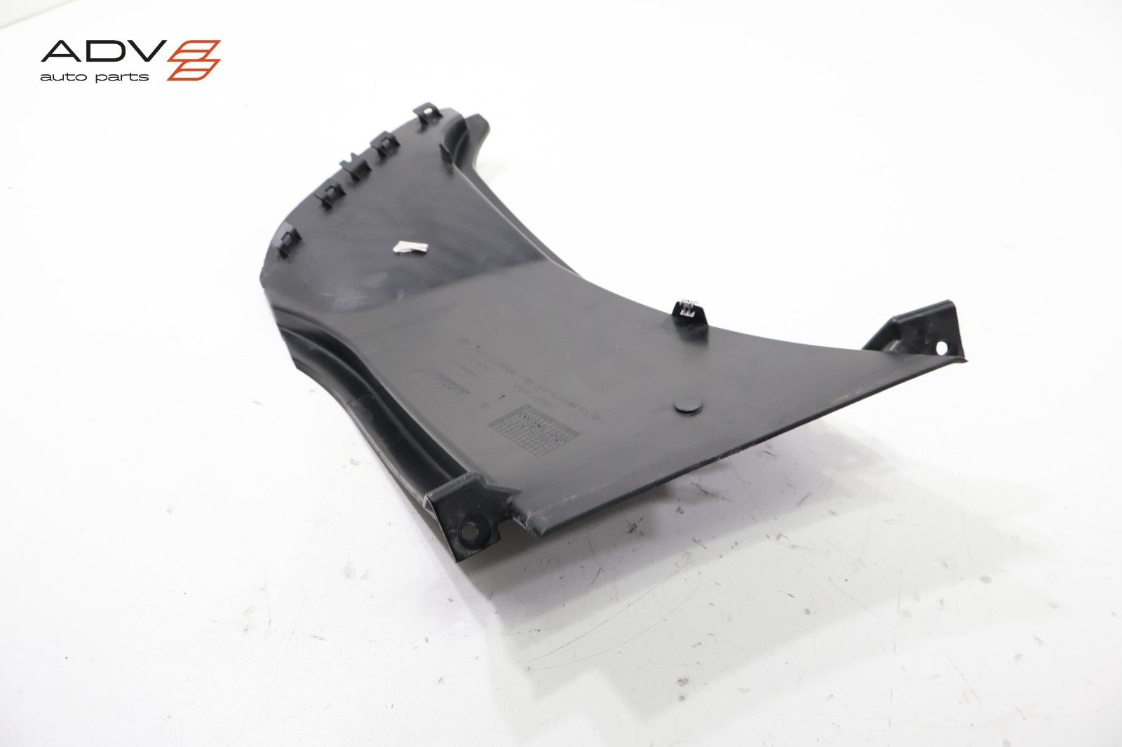 2014 - 2020 BMW i8 I12 FRONT BUMPER RIGHT SIDE LOWER AIR DUCT COVER OEM