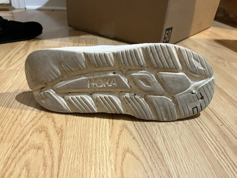 Sandálias Hoka Ora Recovery Slide 3 brancas masculinas tamanho 9.5 EUA conforto 1123761 - Imagem 4 de 4