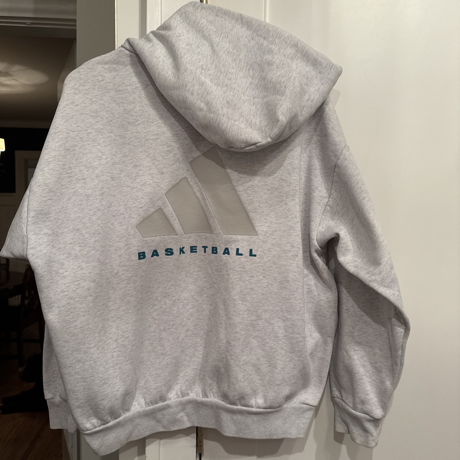 adidas Men's Basketball Hoodie Size Small Grey, Oversized