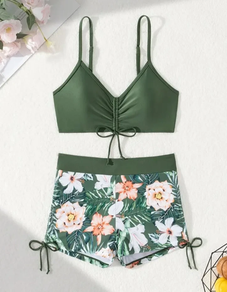 New green floral shorts bikini size 14 - Image 3 of 3