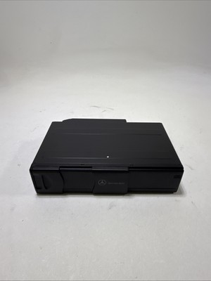 98-09 Mercedes R230 SL500 SL550 AMG CD Changer 6 Disk Player USED OEM
