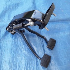 Ford.6061626364 Falconcomet.reconditioned Oem Clutch Brake Pedal Assy. Ford.6061626364 Falconcomet.reconditioned Oem Clutch Brake Pedal Assy.