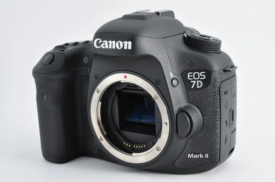 [MINT] Canon EOS 7D Mark II APS-C DSLR Camera w/ BG-E16 Grip Box Cut Barcod #281 - Image 3 of 4