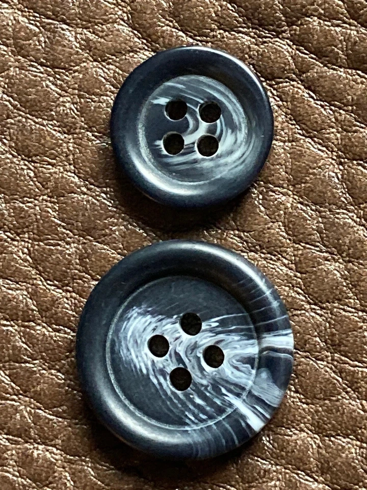 Black / Grey Horn Effect Buttons Suit Blazer 15/20mm Pack Of 10 - Image 2 of 4