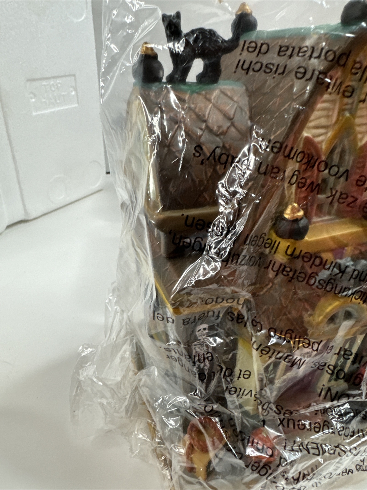 NEW 2020 Lemax Spooky Town "Black Cat Halloween Decor" Building 05610