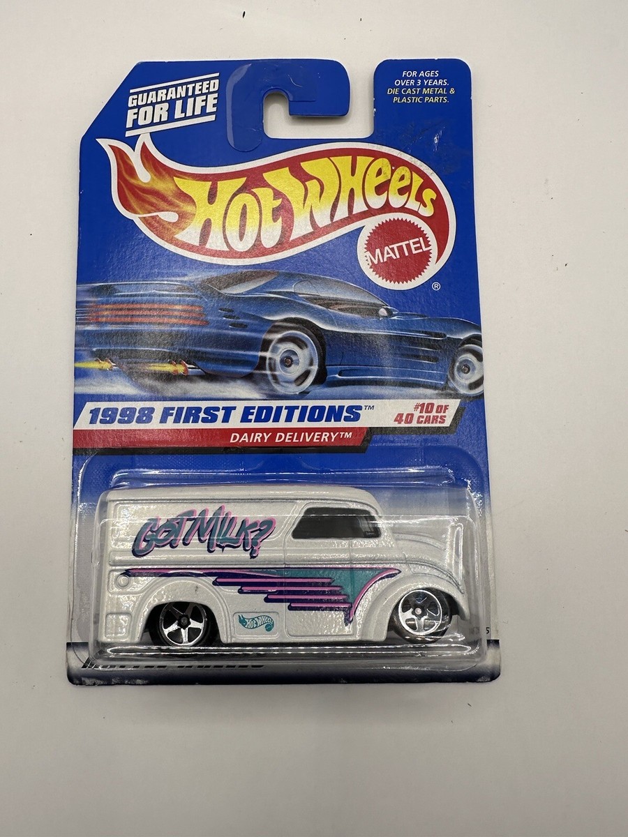 ホットウィール　DAIRY DELIVERY Amazon.com: Hot Wheels Since 68 Top 40 Dairy Delivery 1:64