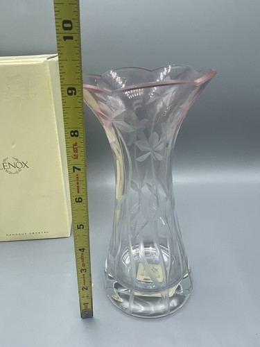 LENOX "Floral Spirit"Lead Crystal Etched Glass 9" Pink Fading To Clear Vase. - Picture 5 of 5