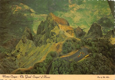 HAWAII Aerial View Waimea Canyon and View Point Postcard 7586c
