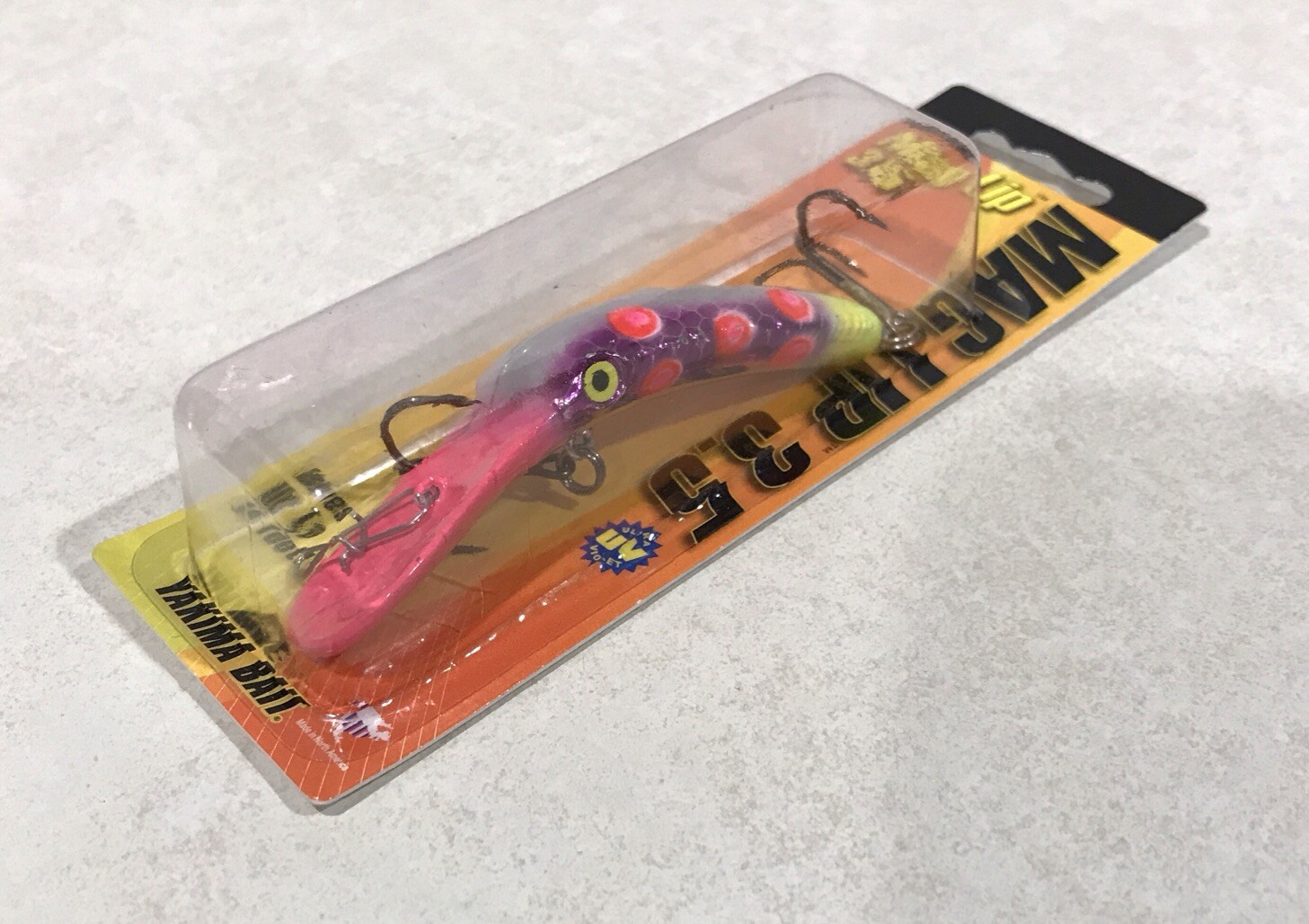 MAG LIP 3.5 HOT GIRL SUMMER Plug Salmon Fish Y-code Y123 Yakima Bait NEW RARE