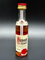 [0007] Asbach Uralt Weinbrand 4Cl