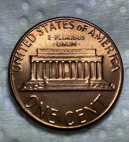 1982 D Lincoln Memorial Penny Uncirculated 1 Cent Zinc Small Date RD - Picture 2 of 5