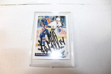 1992-93 Upper Deck Hockey Kevin Miller Card #482 Autographed 