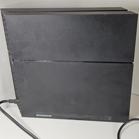 Sony PlayStation 4 PS4  500GB Console 2 Controllers Power Cord