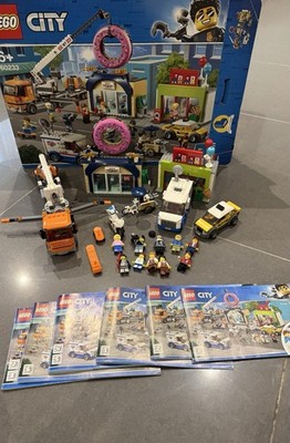 Lego 60233 City Town Große Donut-Shop-Eröffnung