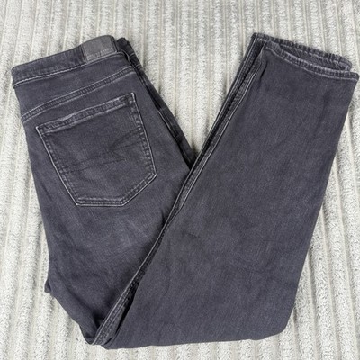 American Eagle AEO Womens Size 8 Short Black  Relaxed Mom Jeans Distressed