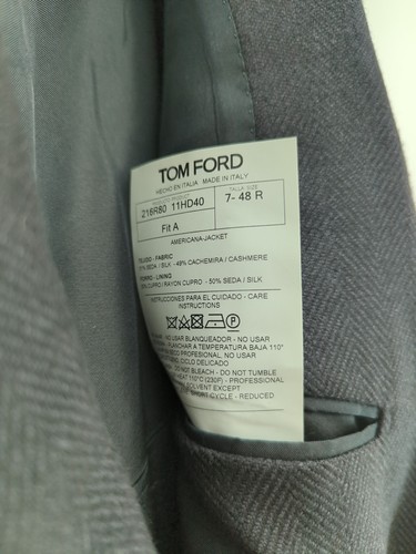Tom Ford Men's Blazer Chest: 48 in Black Silk with Cashmere, Rayon Overcoat - Picture 7 of 7
