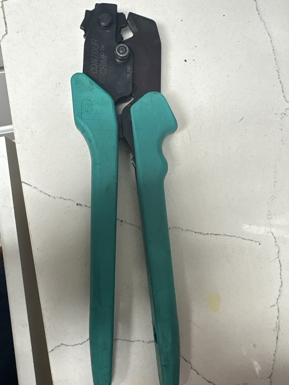 Panduit CT-1700 Contour Crimp Controlled Cycle Crimp Tool Made in Germany