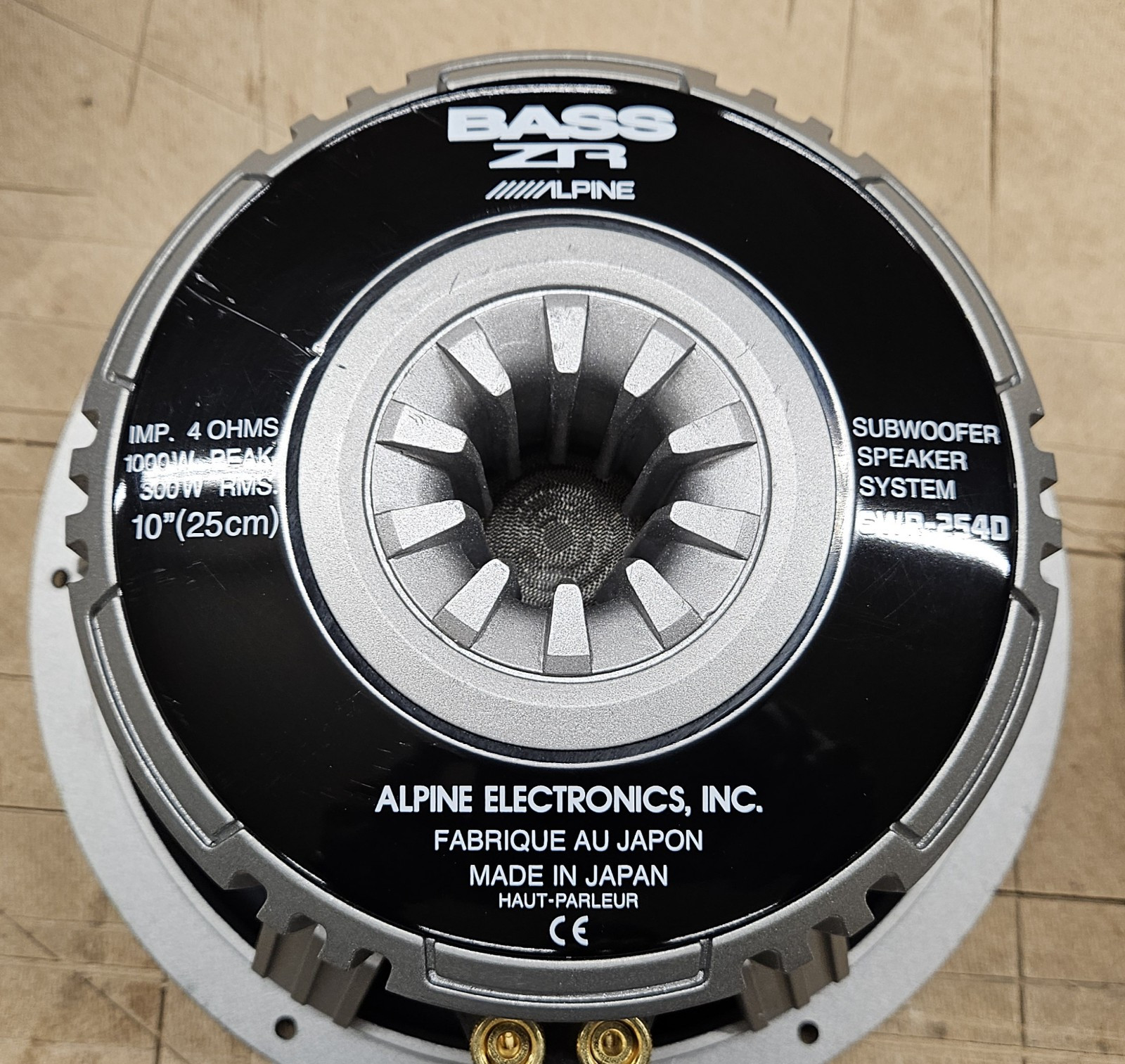 ALPINE BASS ZR SWR-2540