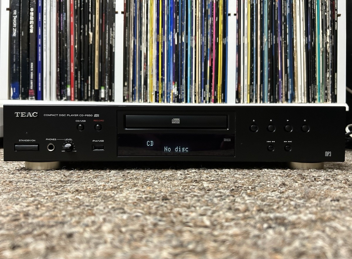 TEAC CD-P650 Stereo Compact Disc Player CD Recorder iPod/USB