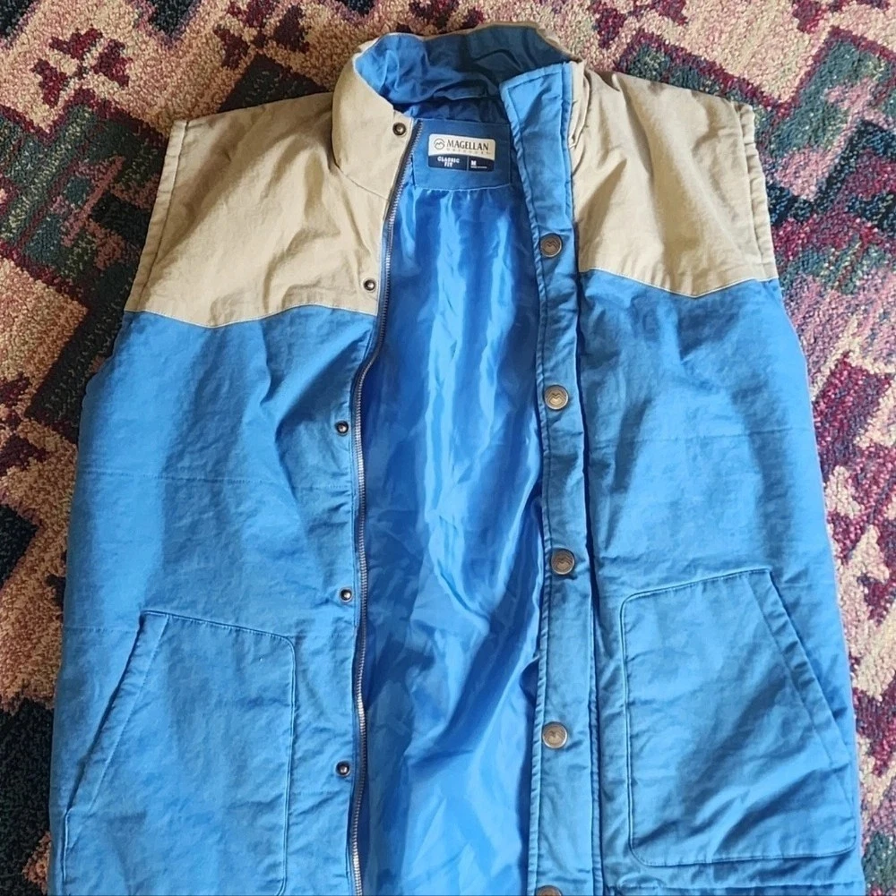 Magellan Outdoors Classic Fit Hickory Canyon Vest Size Medium image 3