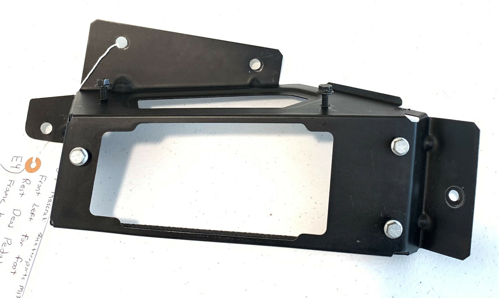 07 MASERATI QUATTROPORTE M139 4.2 V8 LEFT FOOT REST DEAD PEDAL BRACKET ONLY