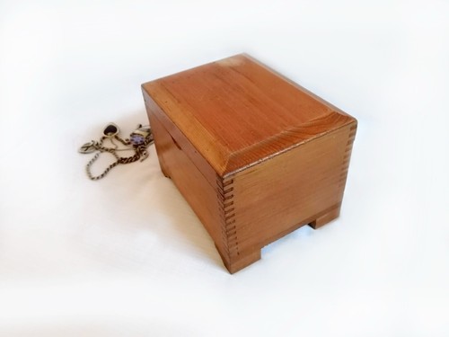 Vintage Wooden Box Hinged Lid Rustic Trinket Jewelry with Mirror - Picture 8 of 8