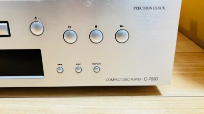 ONKYO C-7030 Compact Disc Digital Audio Player Silver Good