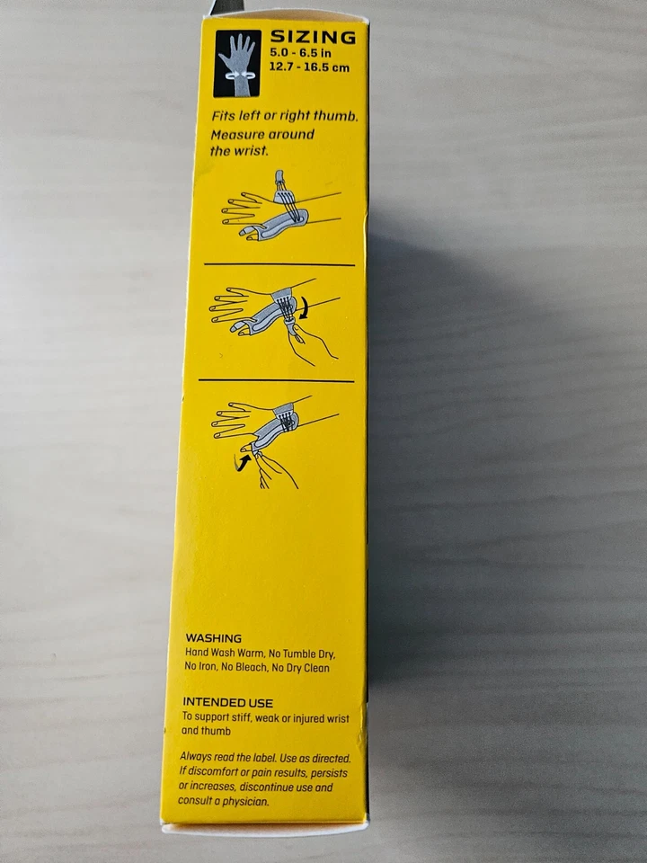 3M Futuro Thumb Deluxe Stabilizer Small/Medium Black (Moderate Support) - Image 2 of 4