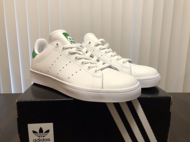 stan smith flyknit white
