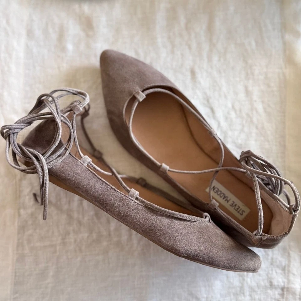 Steve Madden Eleanore Suede Lace-Up Pointed Toe Flat Fawn | 9.5 - Image 3 of 4