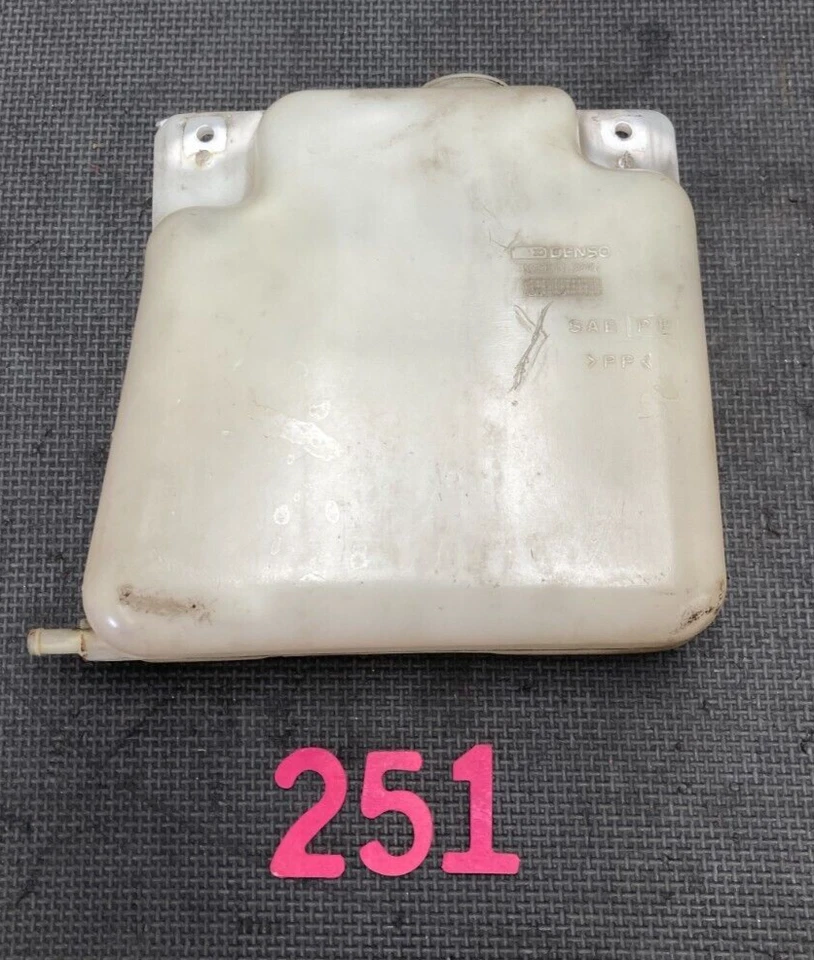 Botella depósito tanque refrigerante radiador Lexus SC400 98-2000 OEM 16470-46030 Foto 2 de 4