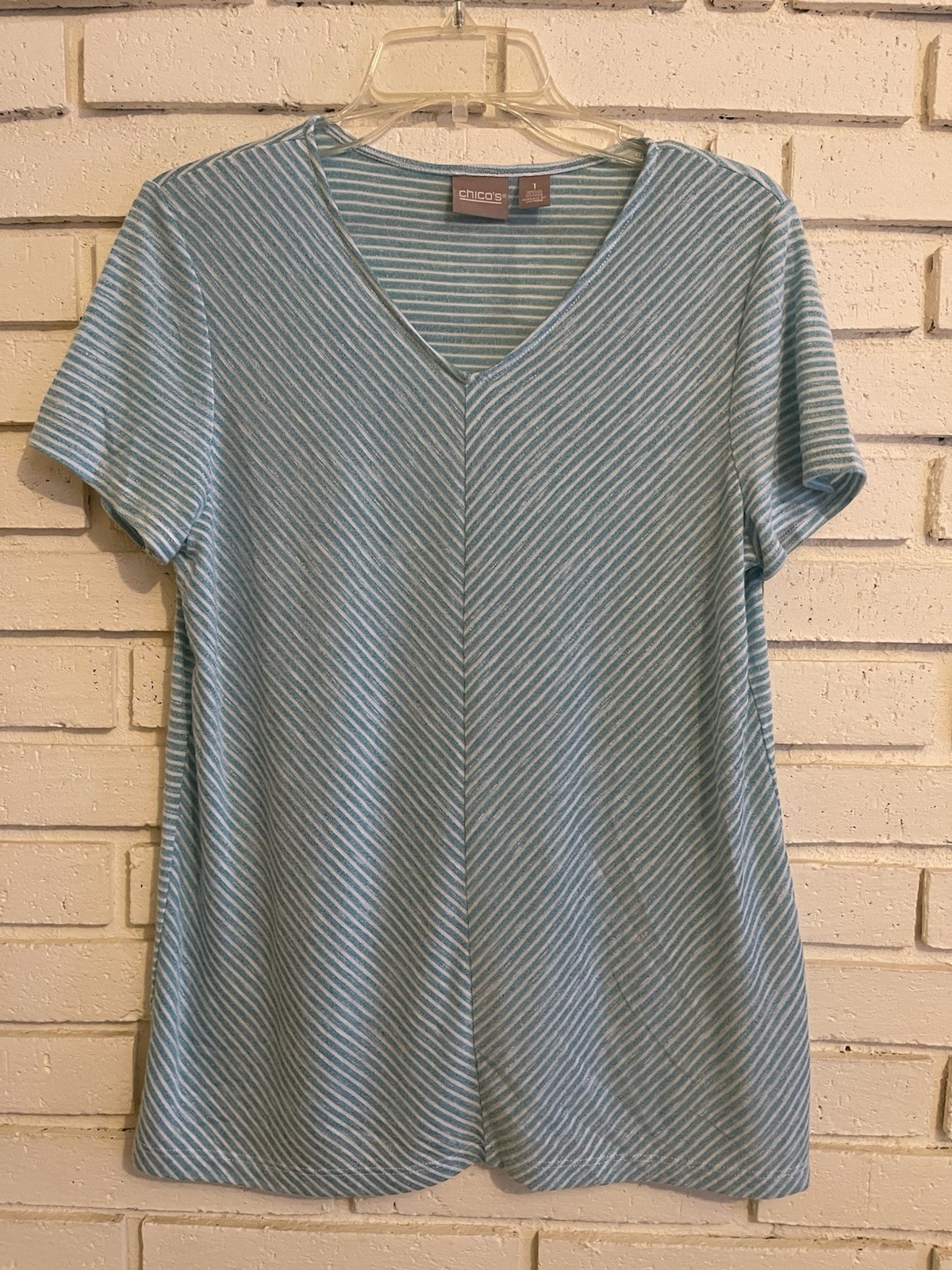 Chicos 1 Short Sleeve Blue & White Striped T-shirt Size Medium V-Neck