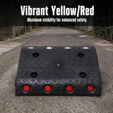 Plastic Speed Bump with Reflective Warning for Road Traffic, for Safety