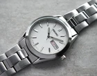 October 1999 Vintage Seiko Men's Watch Day Date White Steel Bracelet Quartz