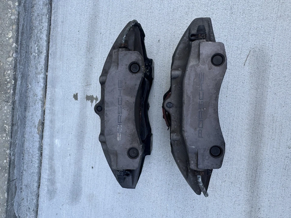 1997-04 Porsche Boxster 986 Caliper, Rear Brembo Black 911 996352421, 996352422 - Image 3 of 4