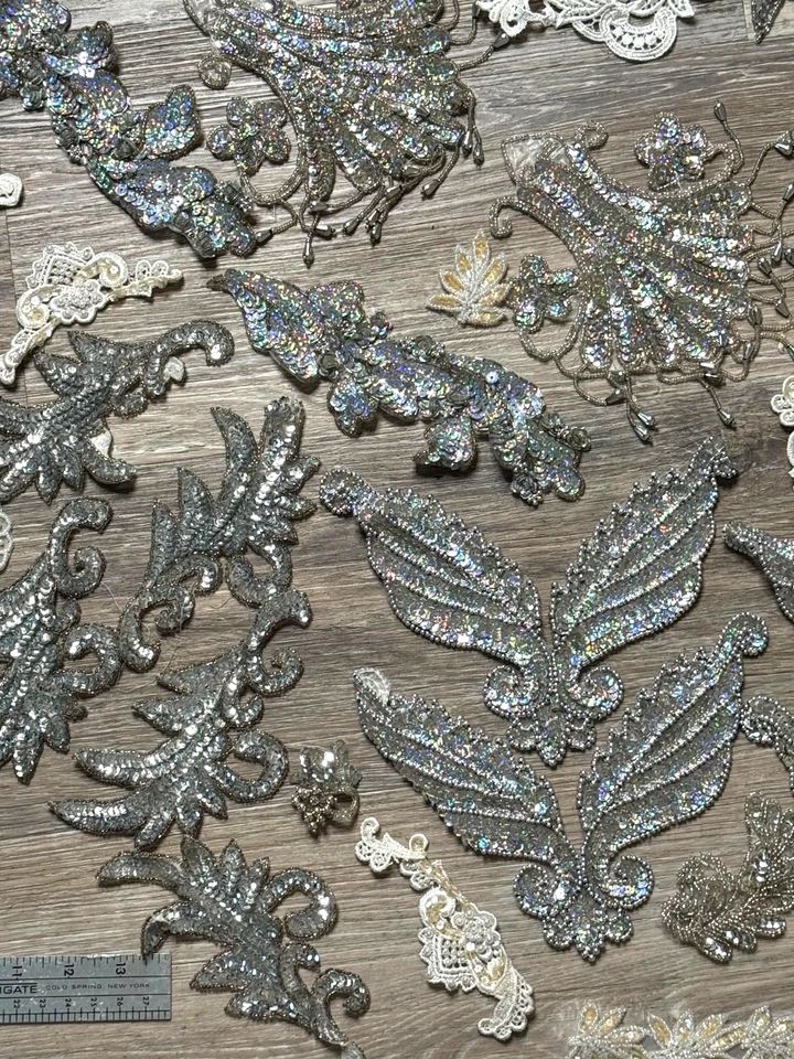 Lote Apliques Cuentas Vintage Blanco Plata Encajes de trajes de Santo Blanco 100+ Foto 3 de 4