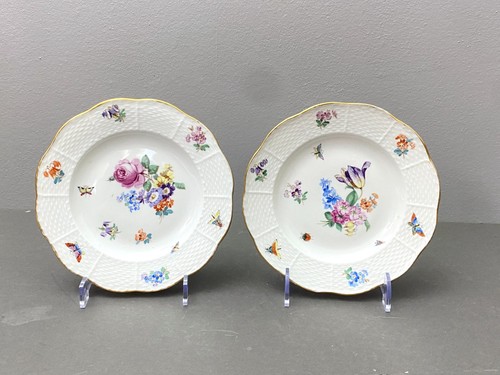 Herend ca. 1910s Bouquet of Flowers side plates, gold rim, 7.25 inches, set 6 - Picture 3 of 6