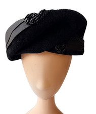 Vintage 1950s Women  s Black Wool Tilt Hat with Seed Bead Trim Elegant