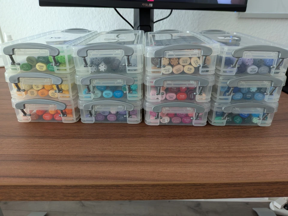 Copic Marker Set/Sammlung 137 verschiedene Farben - Bild 1 von 4