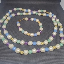 Vintage Avon Pastel Faux Pearl Beaded Lucite Necklace Bracelet Set Gold Tone 