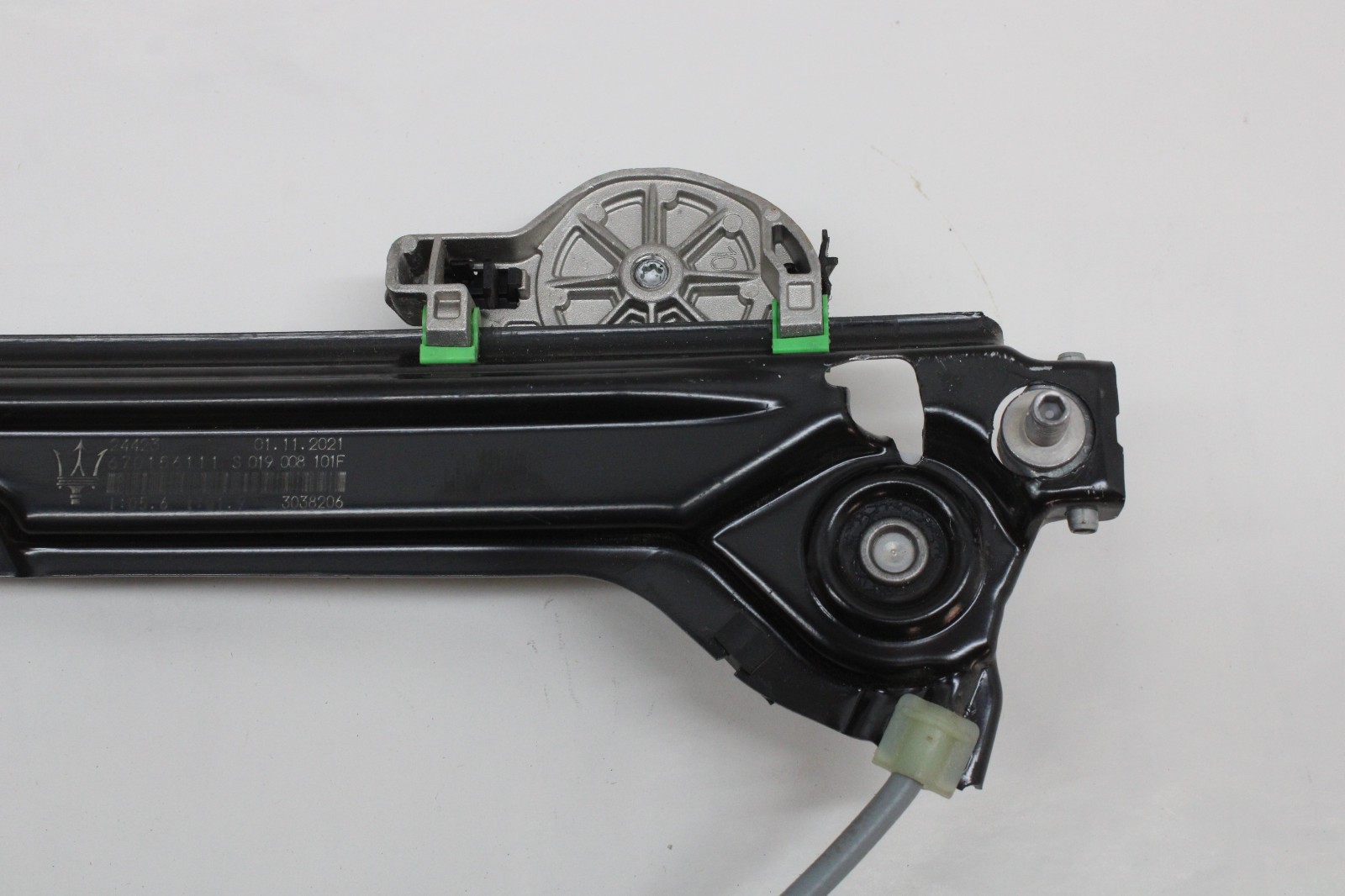 2022 MASERATI LEVANTE REAR LEFT DOOR WINDOW REGULATOR 670156111 OEM 2017-2024