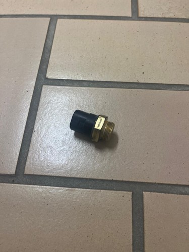 Temperaturschalter, Kühlerlüfter 1H0959481B Original VW Golf