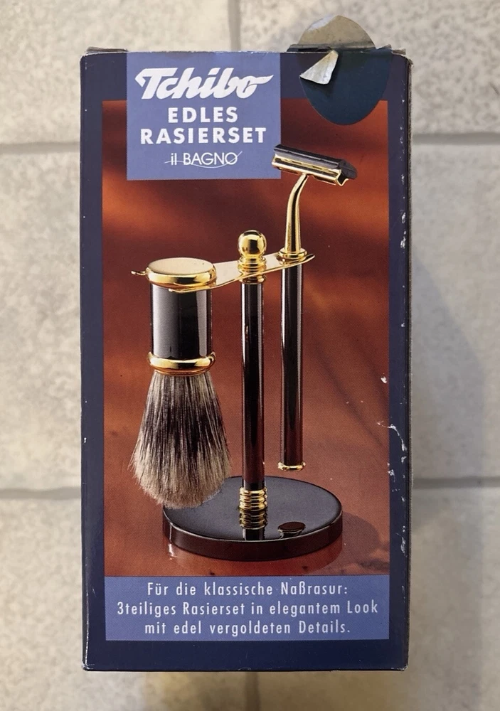 Edles Rasierset mit vergoldeten Details, Tchibo