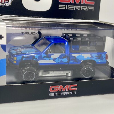 M2 Machines 1998 GMC Sierra 1500 4x4 R84 Blue Camouflage Pickup